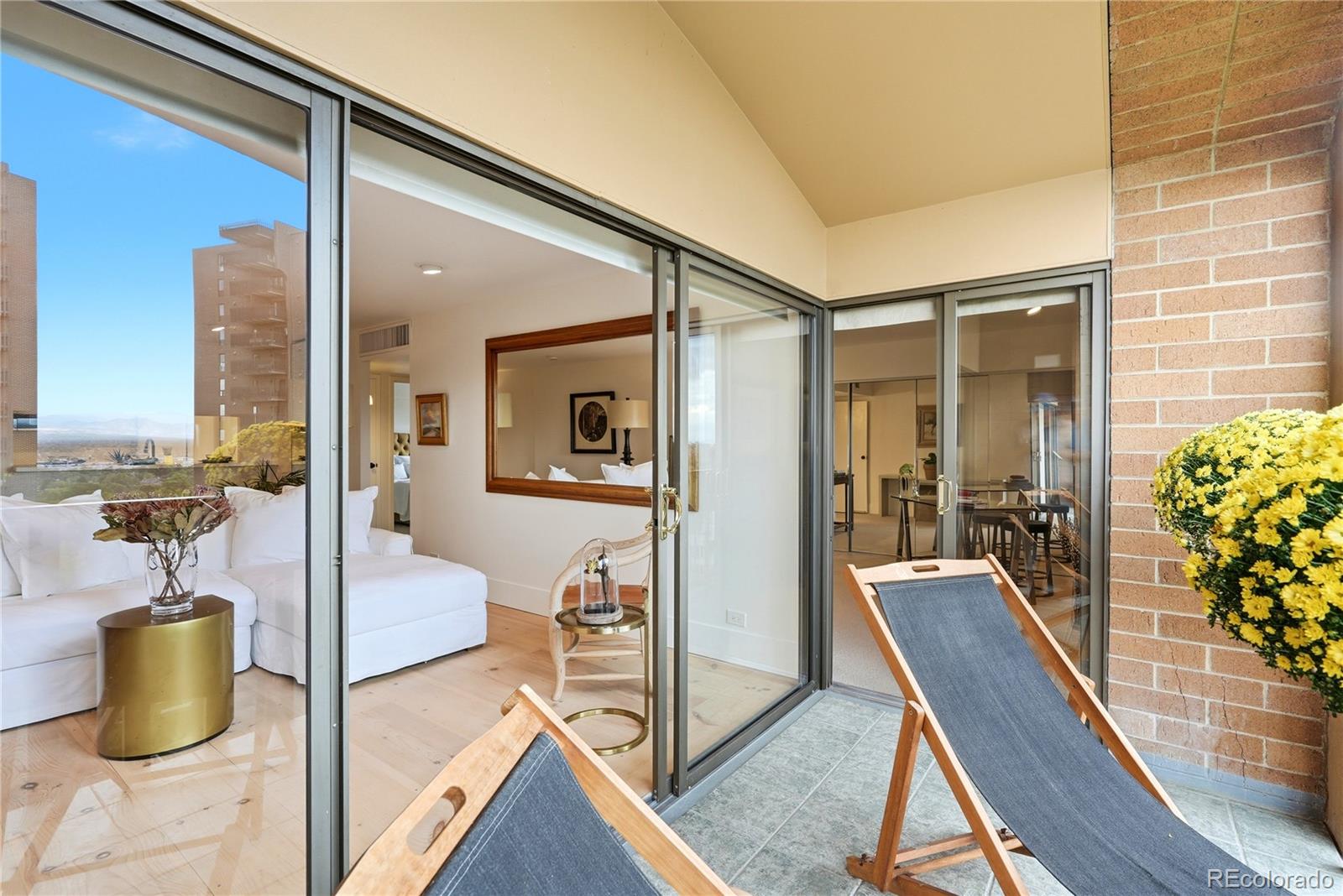400 S Lafayette Street Unit: 1206