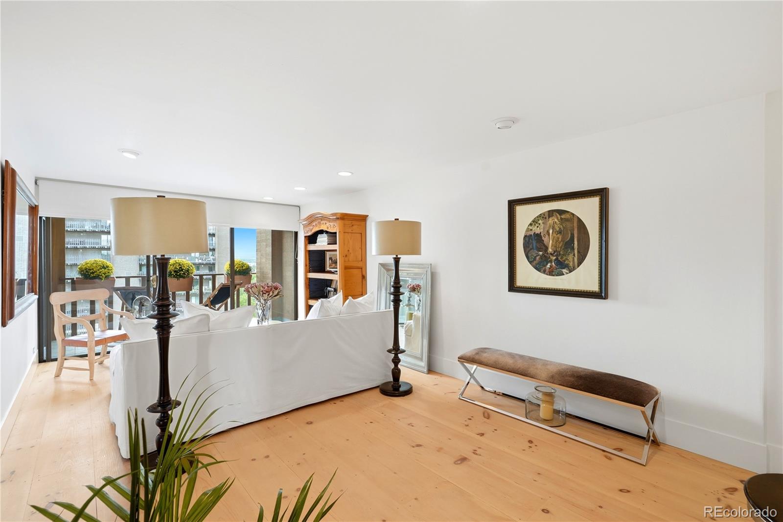 400 S Lafayette Street Unit: 1206