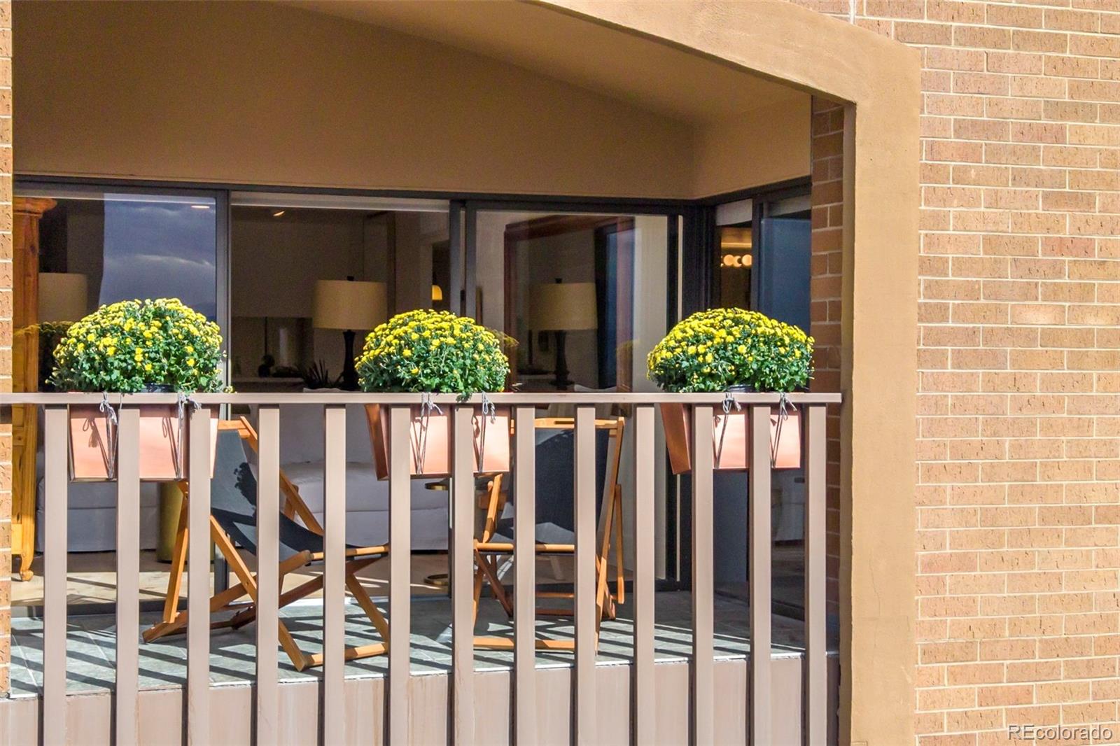 400 S Lafayette Street Unit: 1206