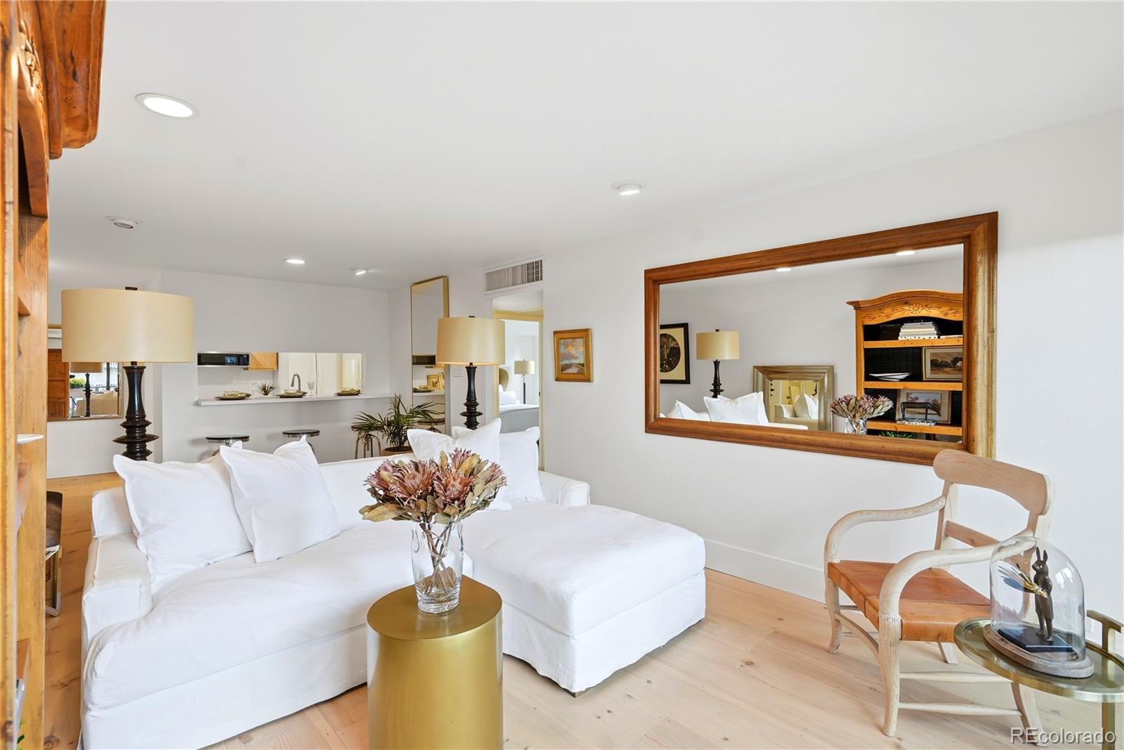 400 S Lafayette Street Unit: 1206