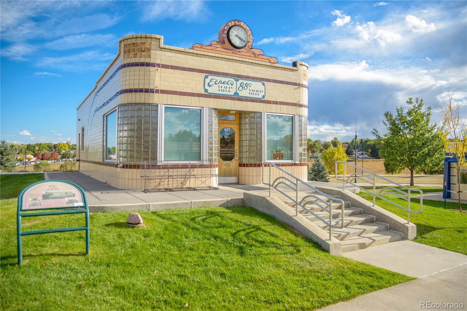 725 S Alcott Street