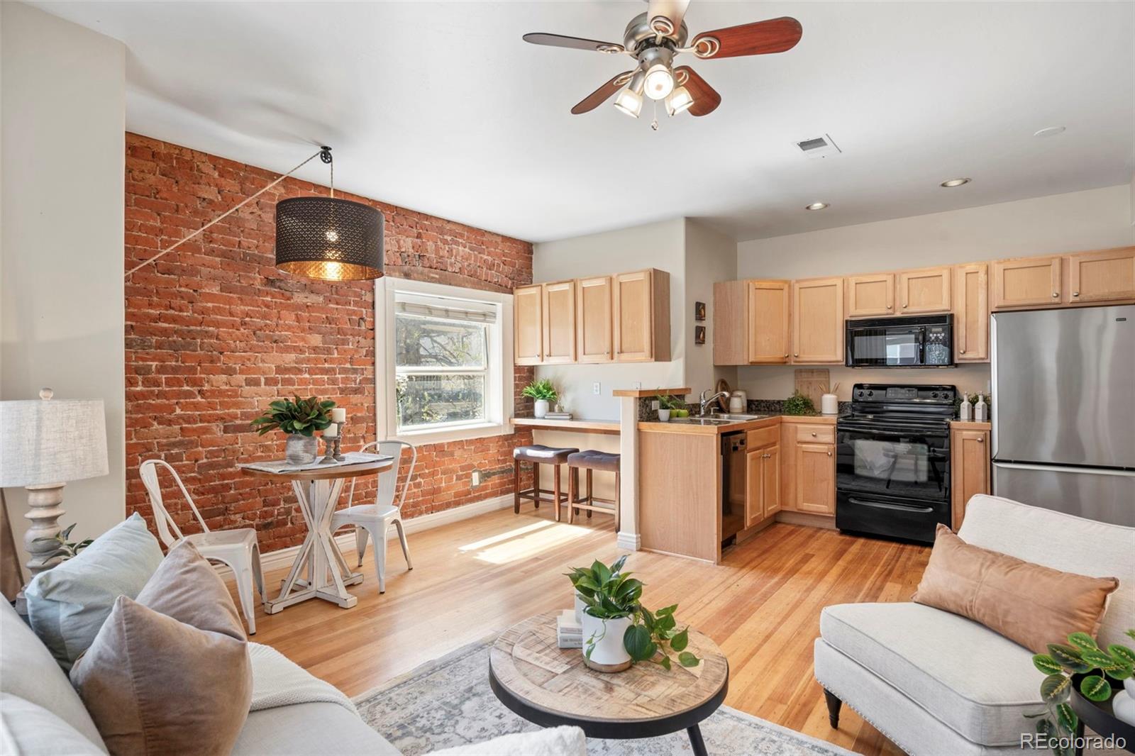 1750 Gaylord Street Unit: B