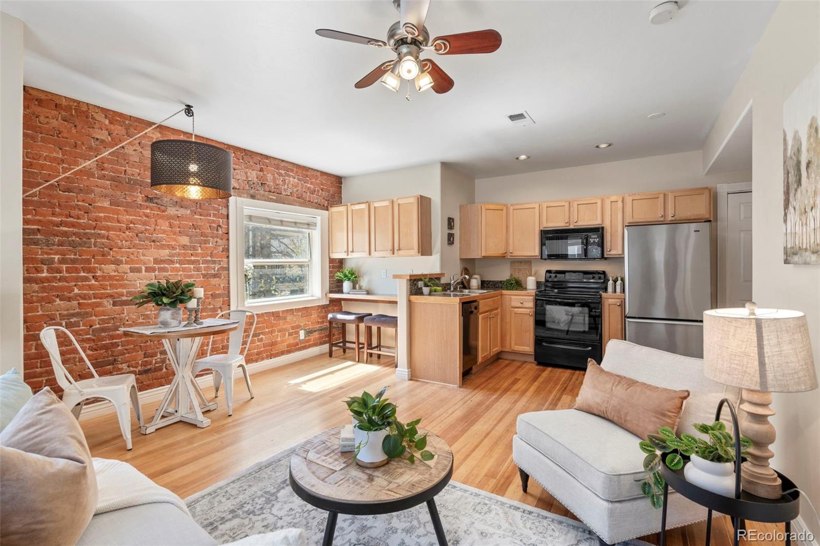 1750 Gaylord Street Unit: B