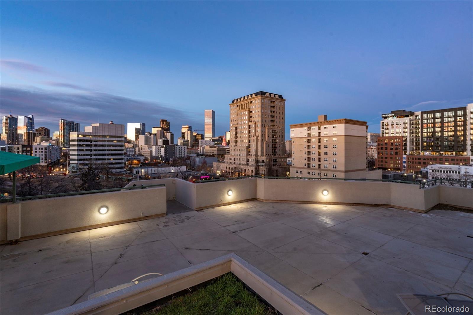 601 W 11th Avenue Unit: 604
