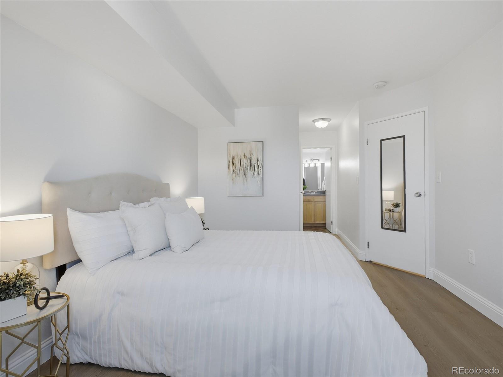 601 W 11th Avenue Unit: 604