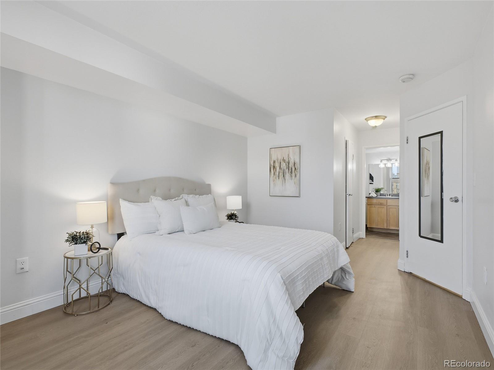 601 W 11th Avenue Unit: 604