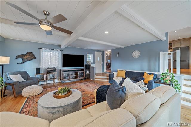 9230 Lombardy Lane