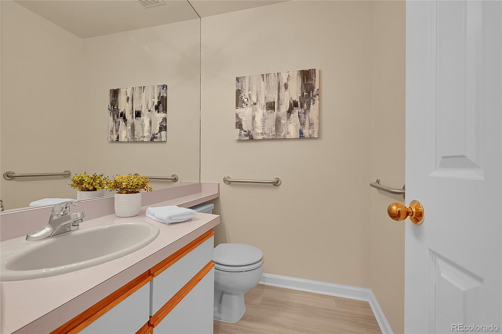 9200 E Cherry Creek South Drive Unit: 8