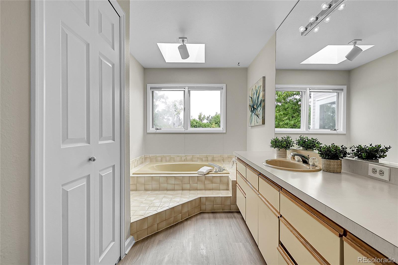 9200 E Cherry Creek South Drive Unit: 8