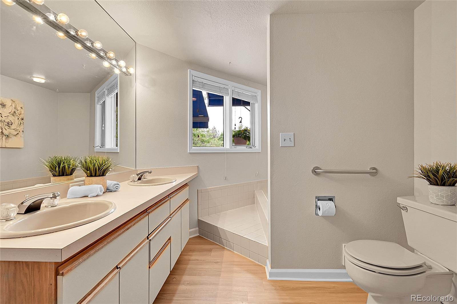 9200 E Cherry Creek South Drive Unit: 8