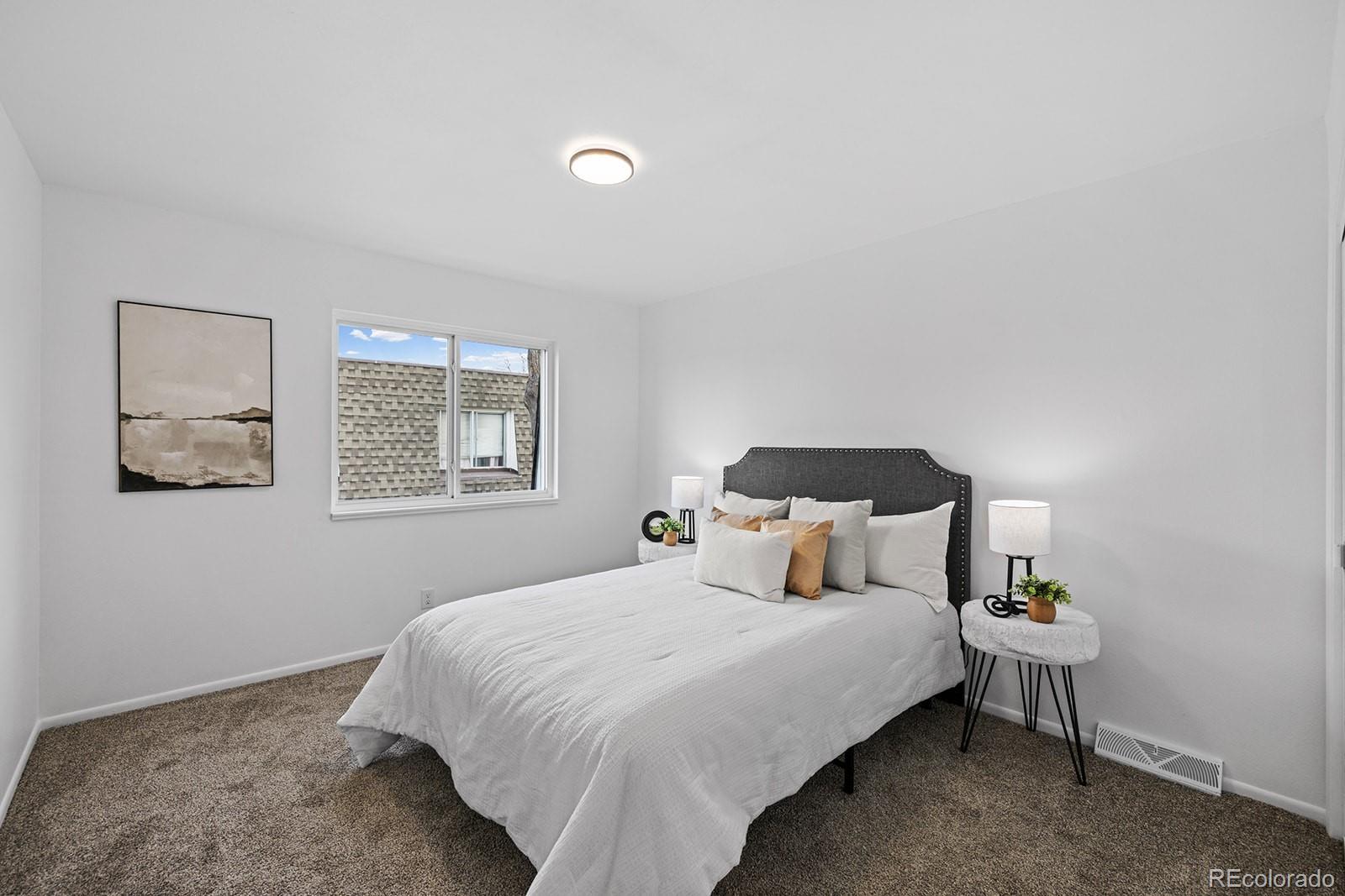 1155 S Oneida Street Unit: C