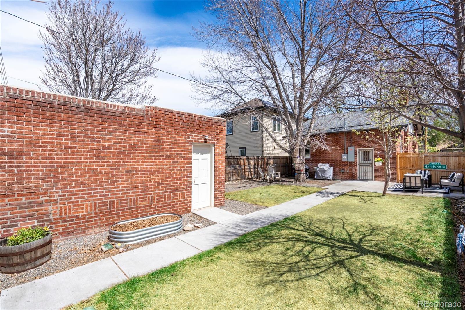 1247 Harrison Street