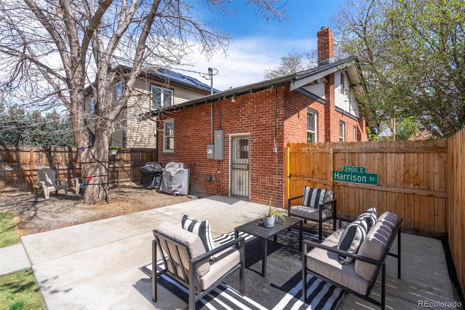 1247 Harrison Street