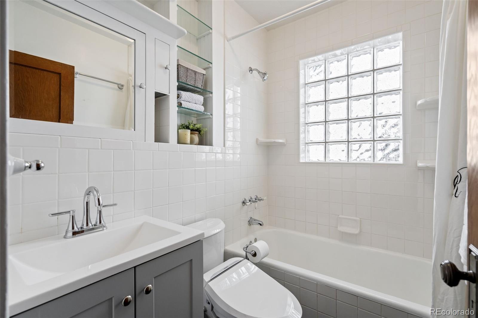 1247 Harrison Street