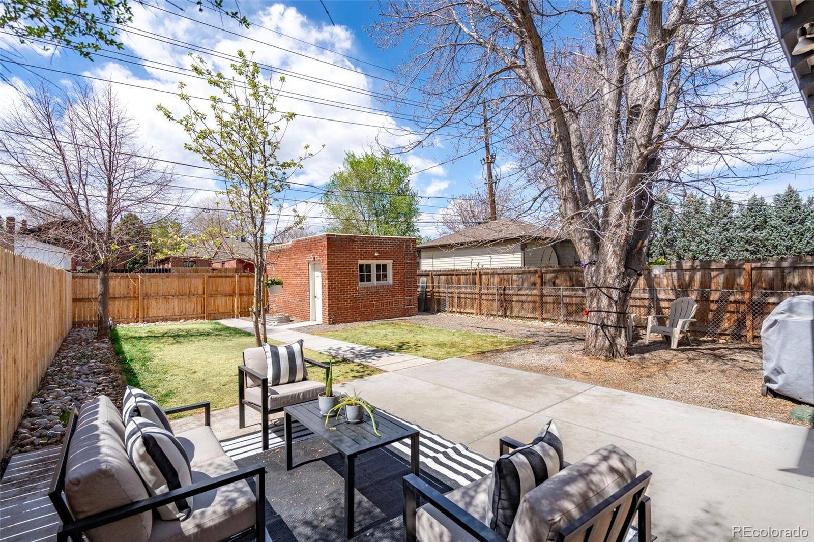 1247 Harrison Street