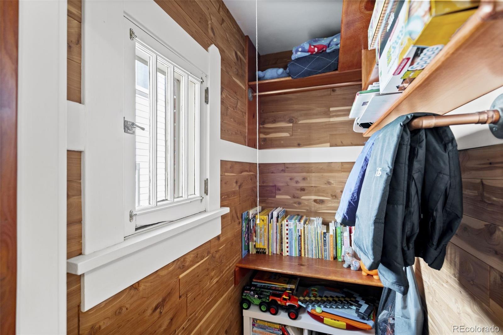 1247 Harrison Street