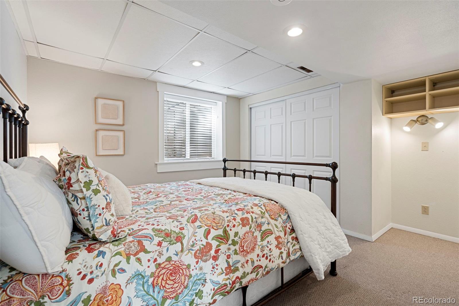 6333 S Dexter Street