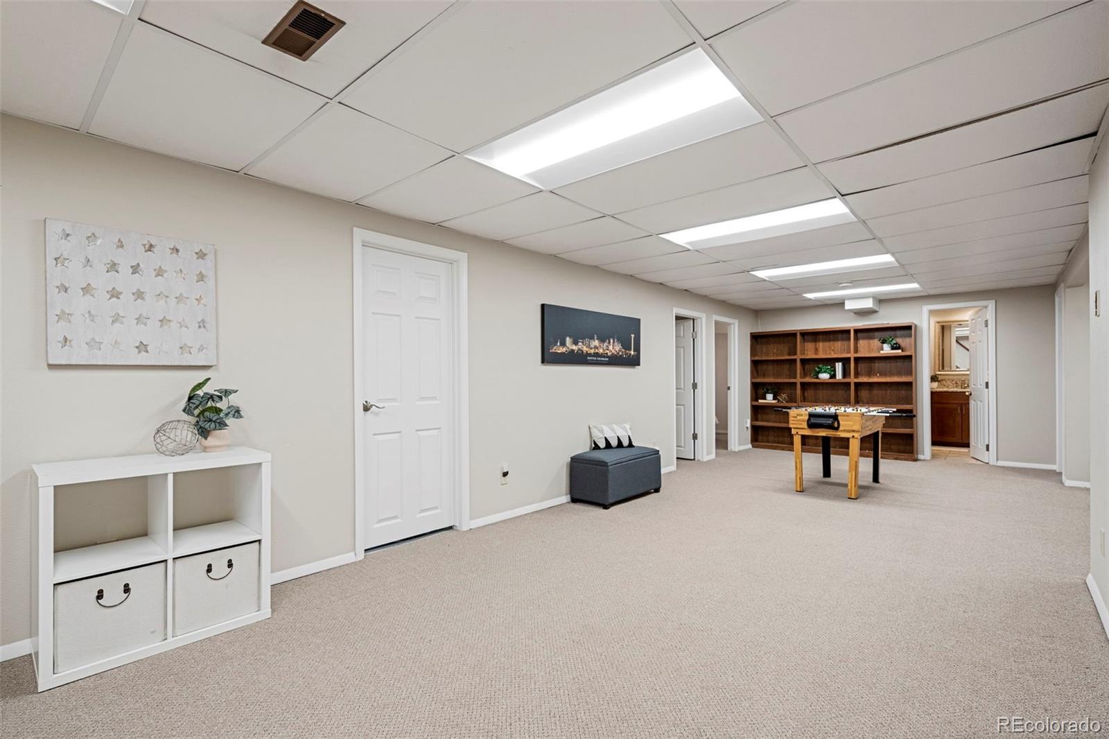 6333 S Dexter Street