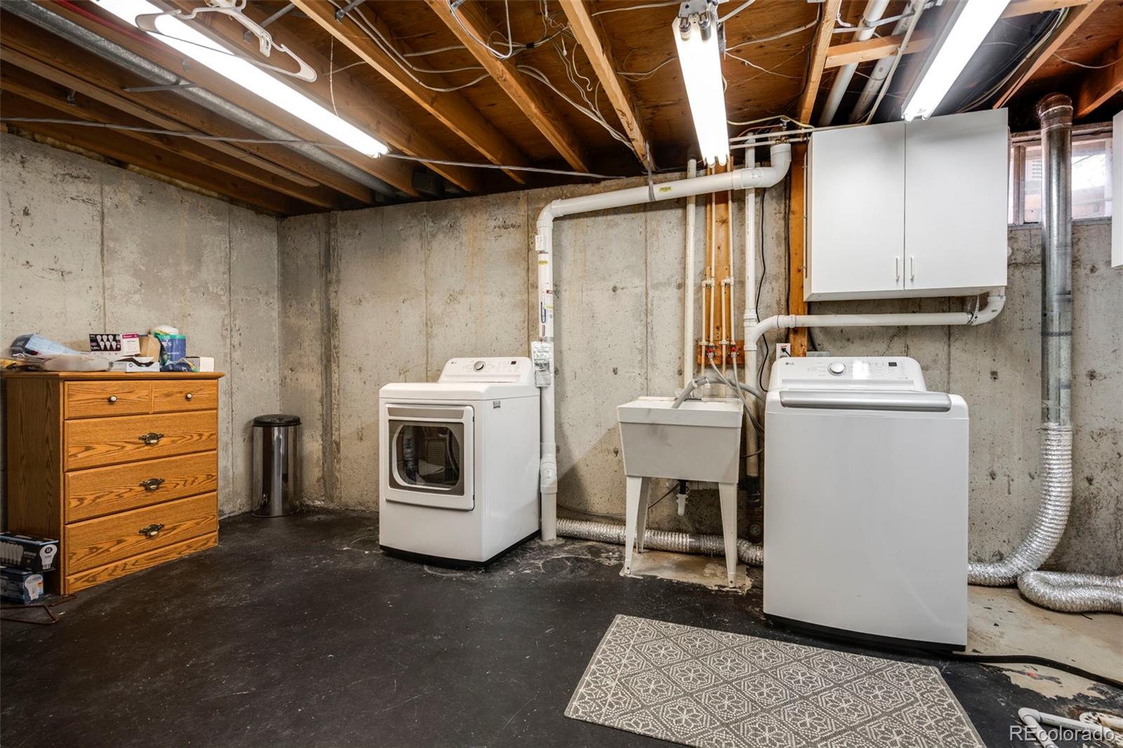 6333 S Dexter Street