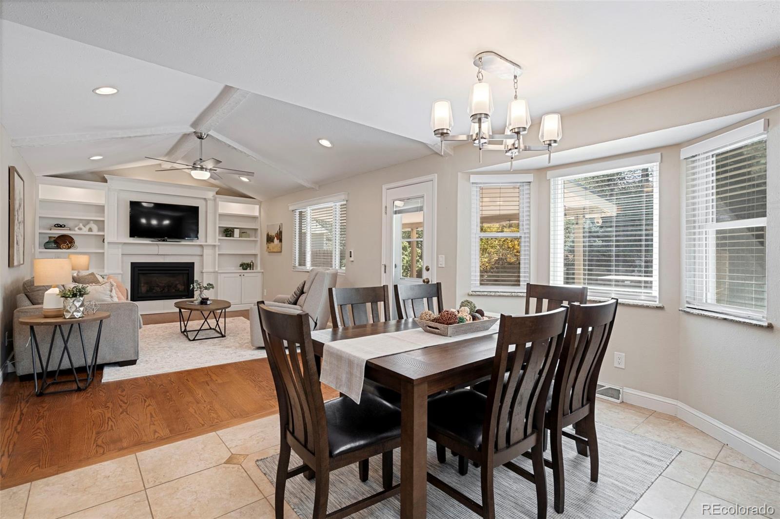 6333 S Dexter Street