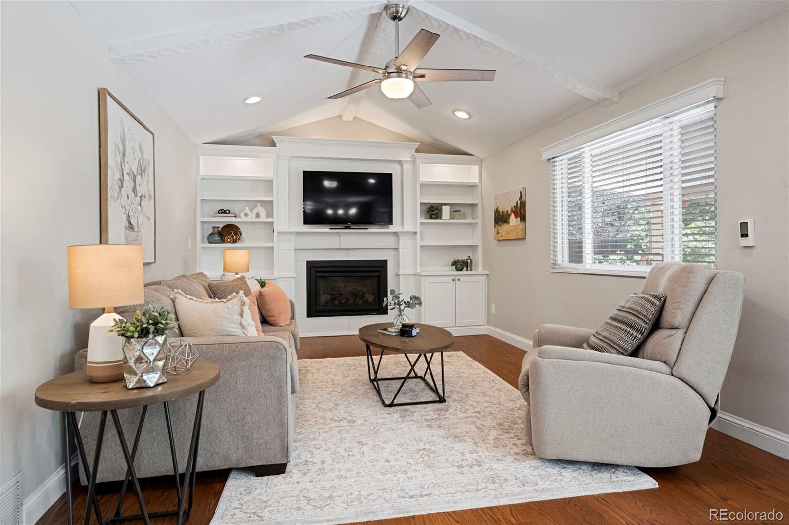 6333 S Dexter Street