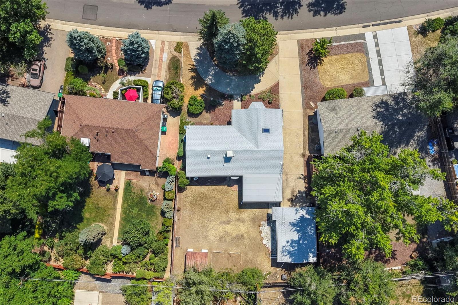 1245 S Grape Street