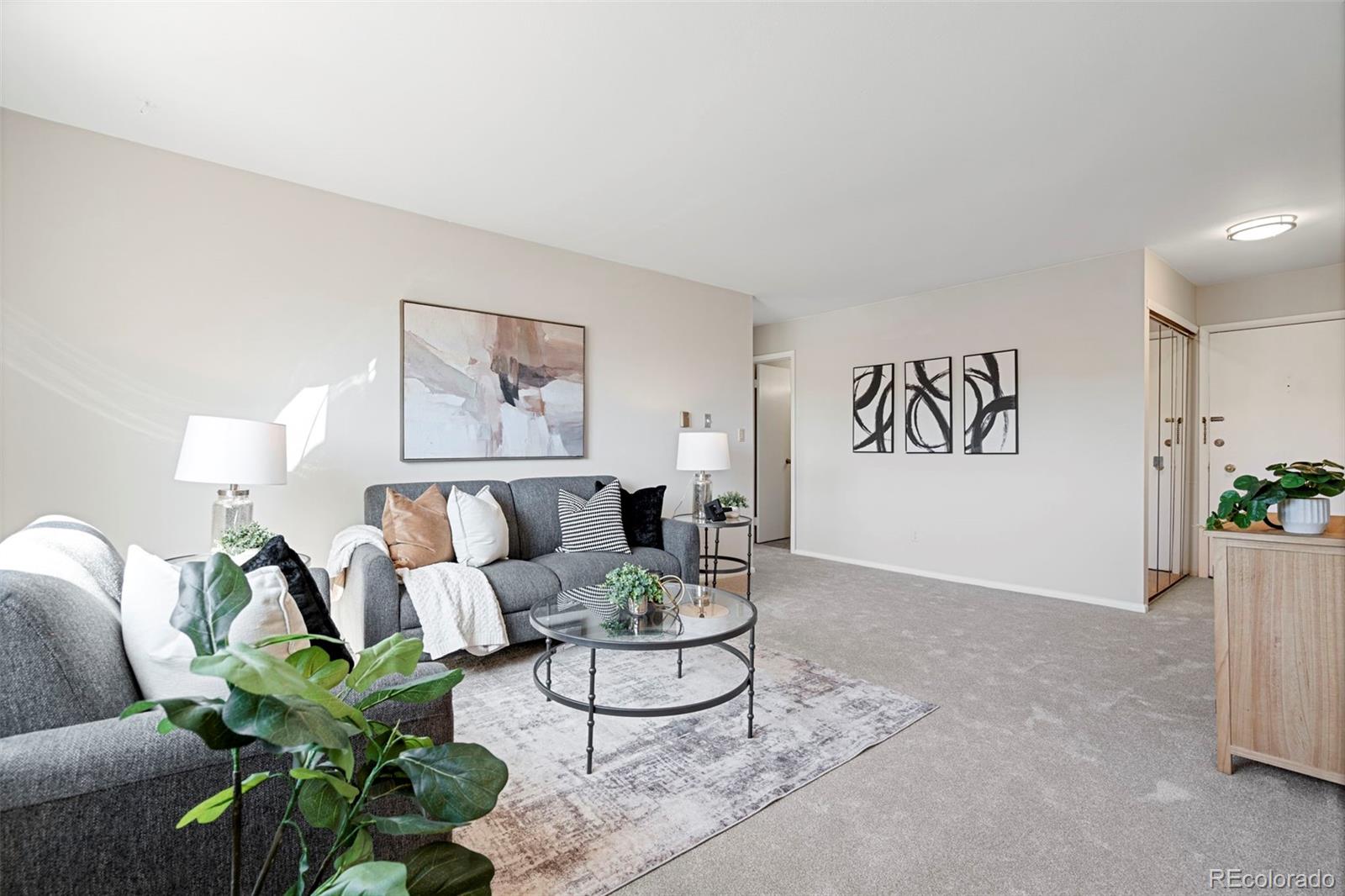 1243 Gaylord Street Unit: 502