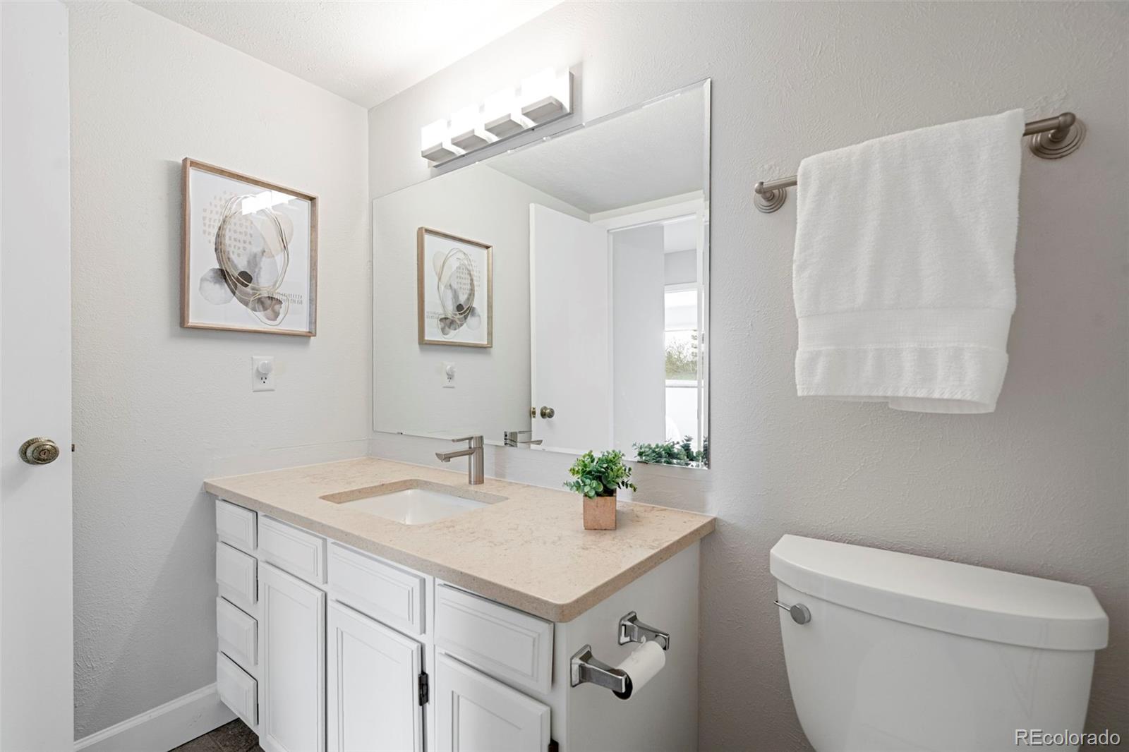 1243 Gaylord Street Unit: 502