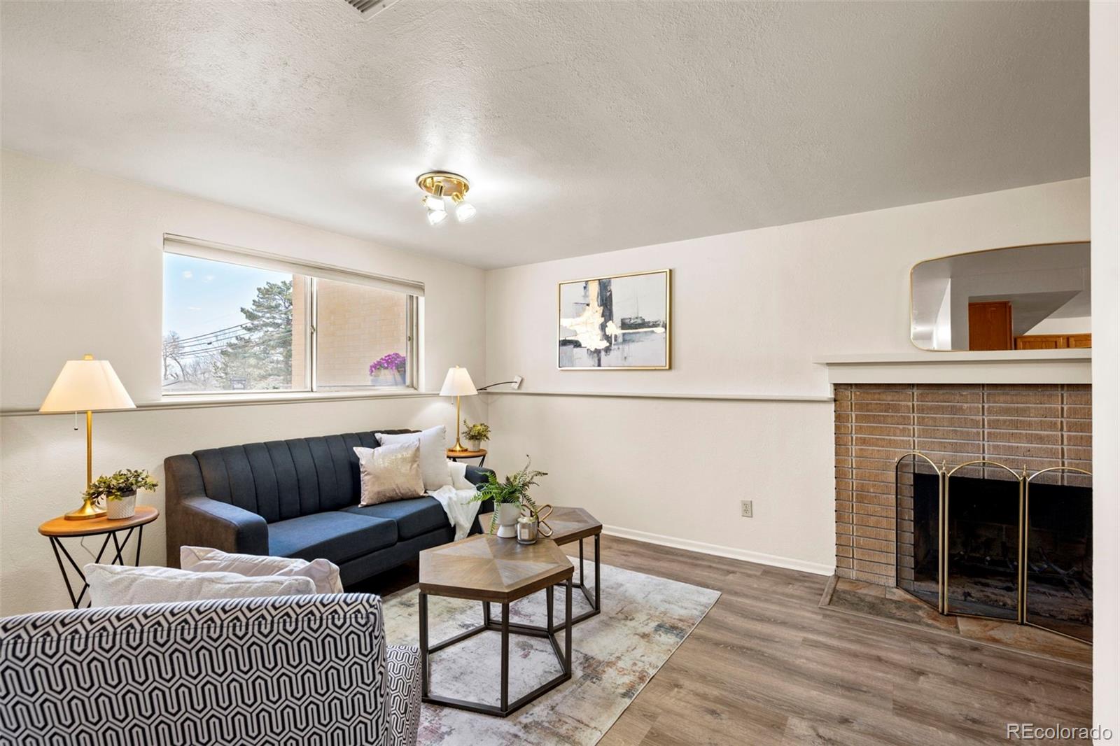 6817 Brentwood Street