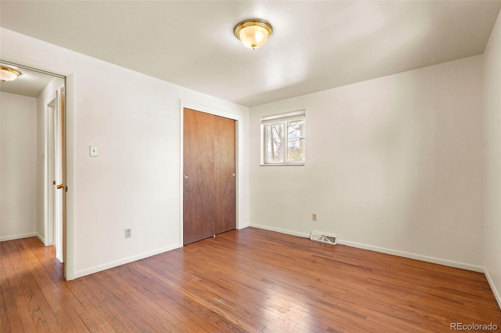 6817 Brentwood Street