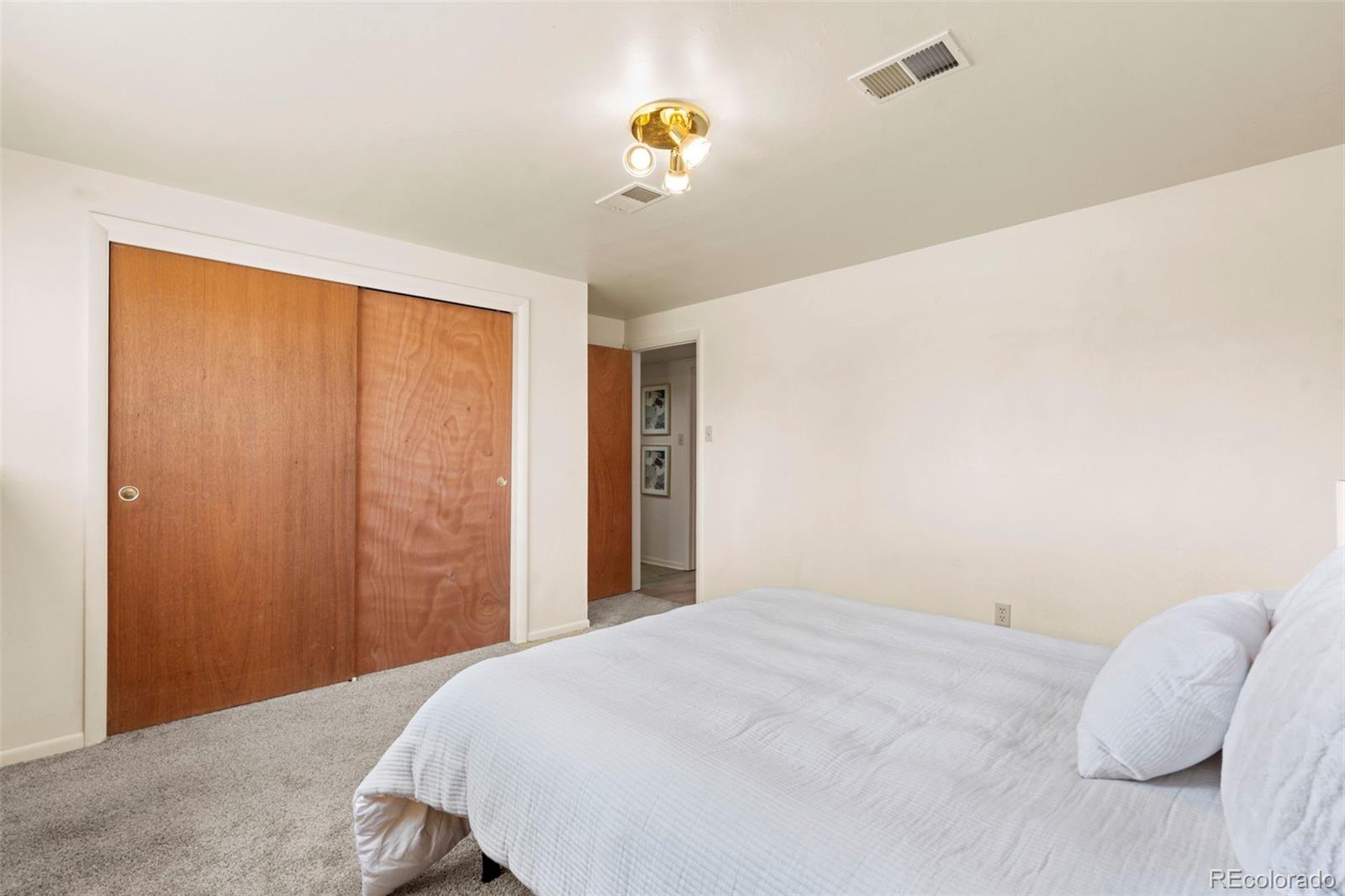 6817 Brentwood Street