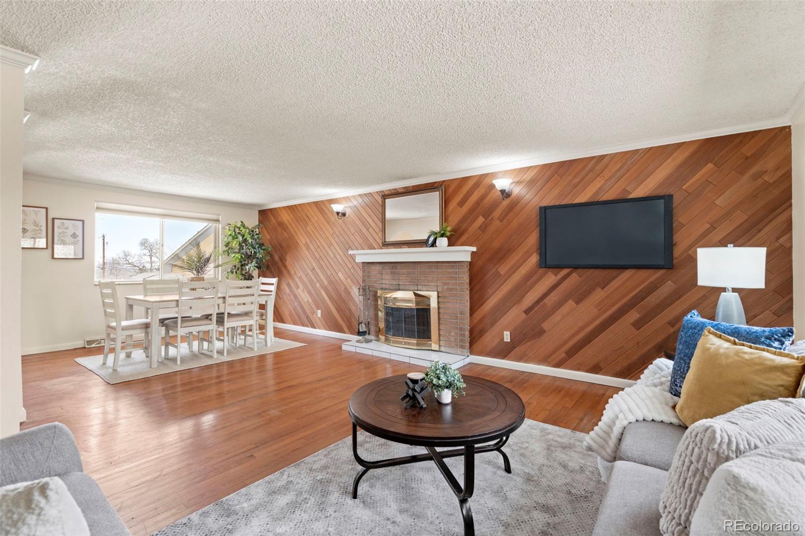 6817 Brentwood Street