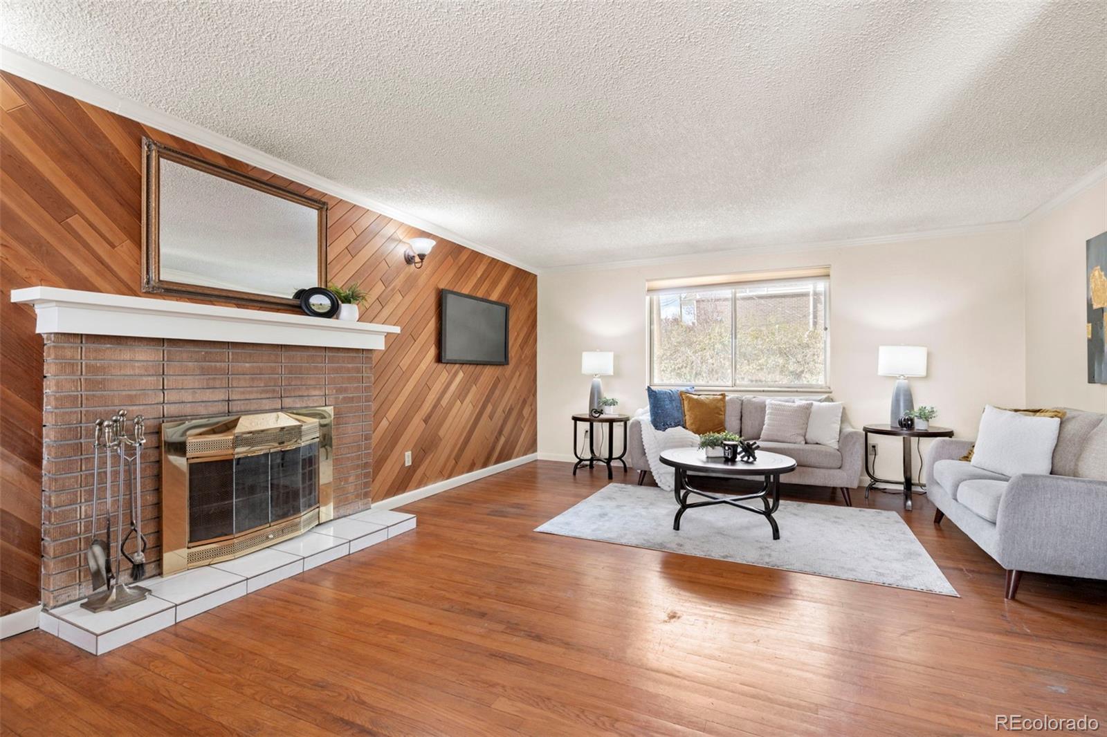 6817 Brentwood Street