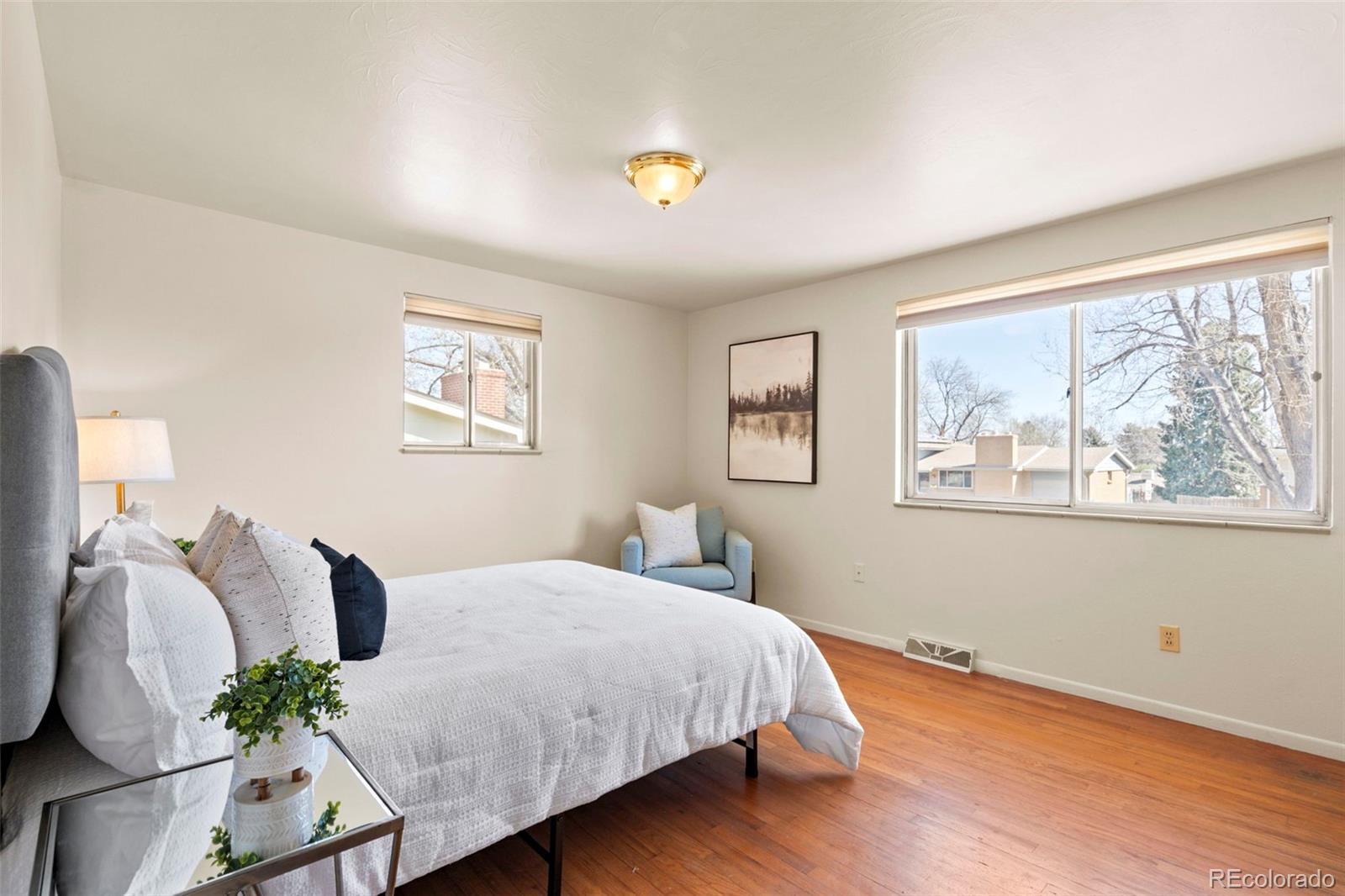 6817 Brentwood Street