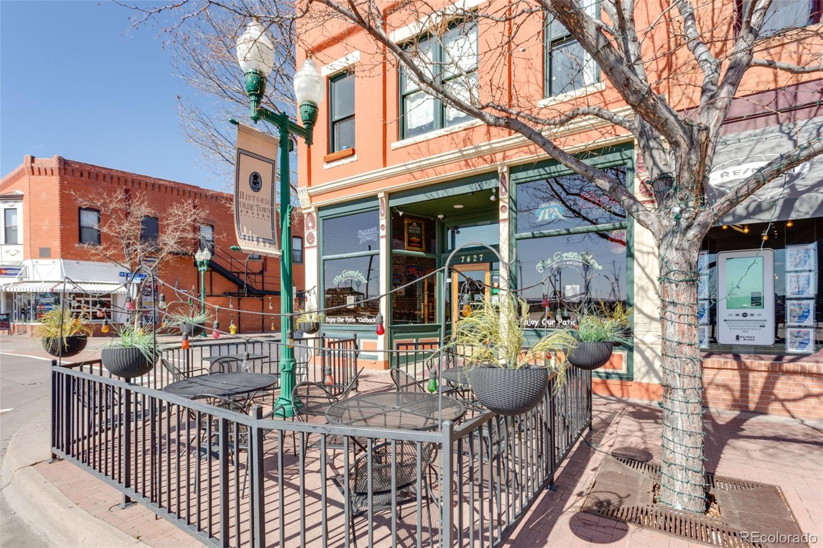 6817 Brentwood Street