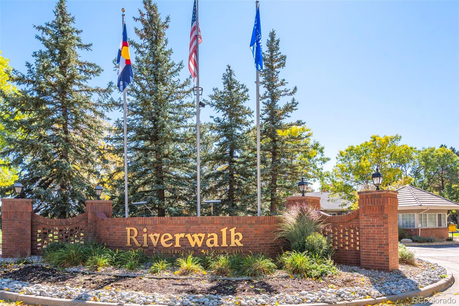 2895 W Riverwalk Circle Unit 109 Littleton Co Us 80123 D25cfdbe2d66d1a14d4e3a58d6d1ca0e