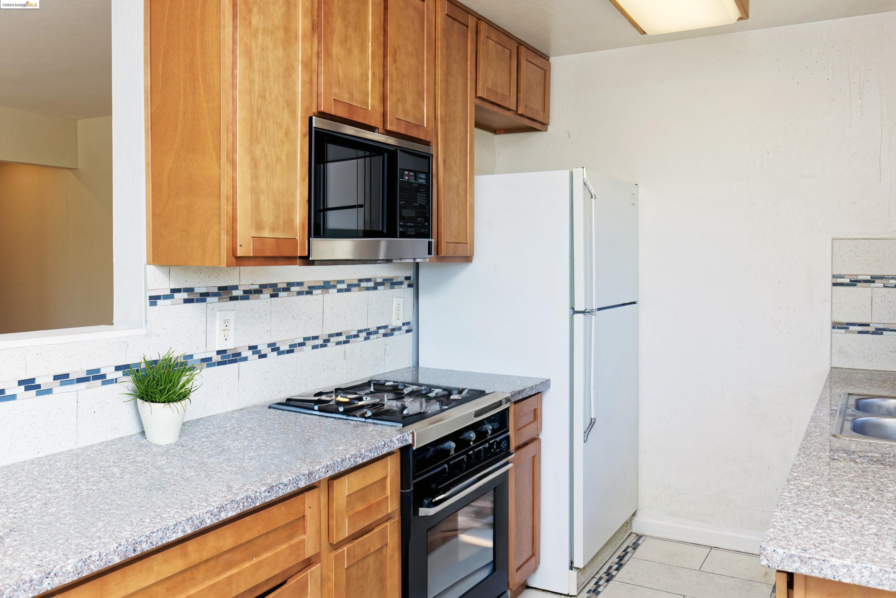 2312 Lemontree Way # 4