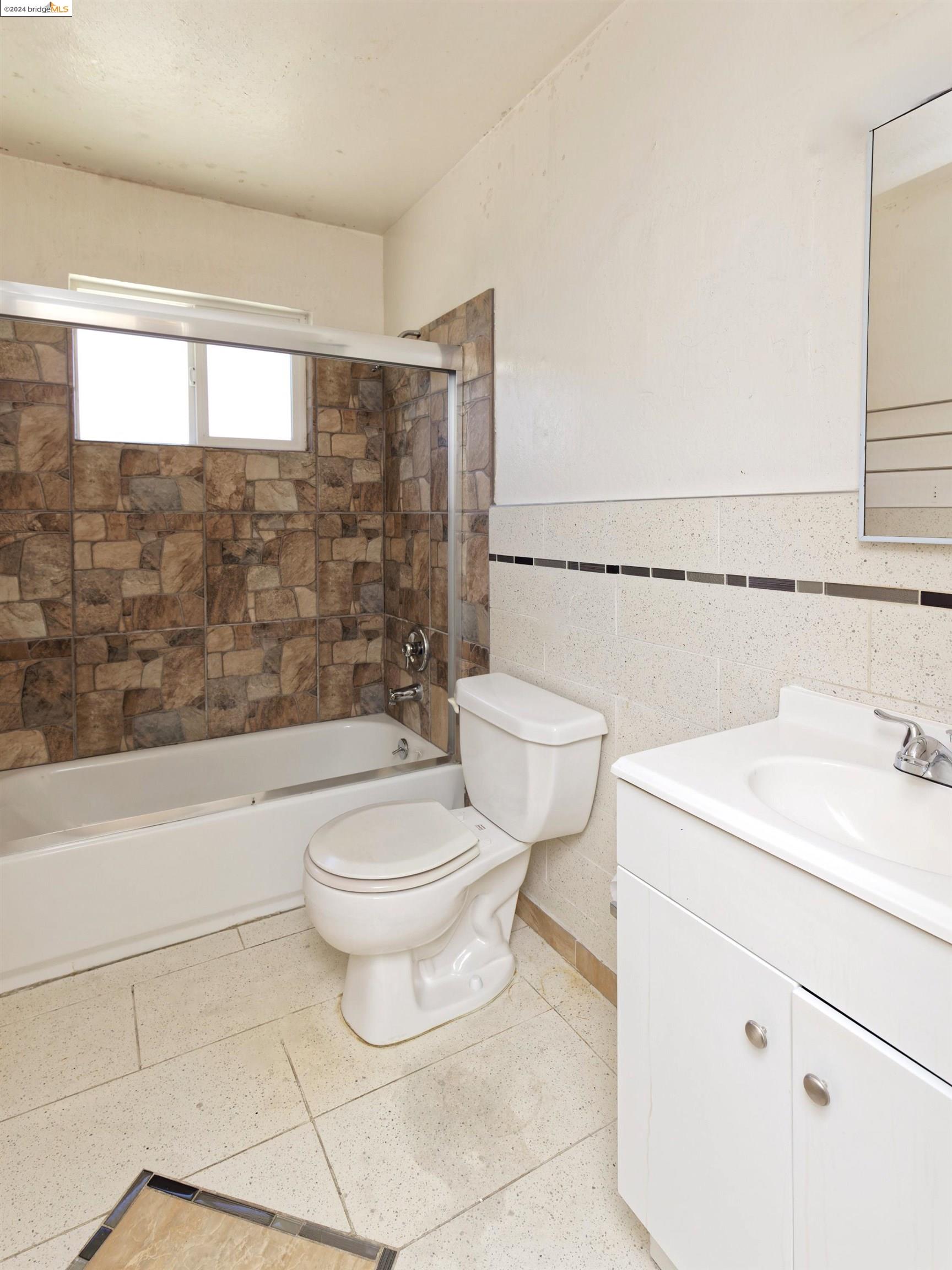 2312 Lemontree Way # 4
