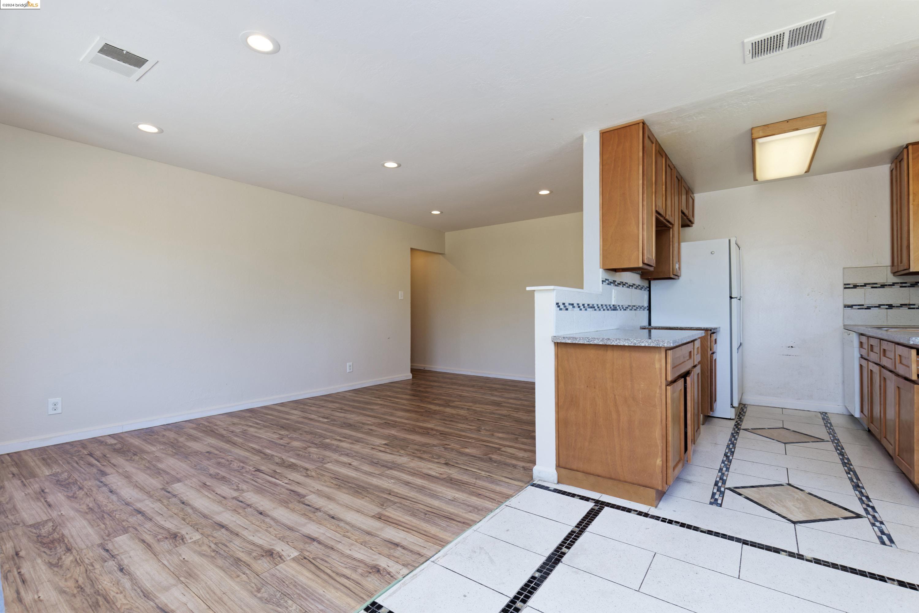 2312 Lemontree Way # 4
