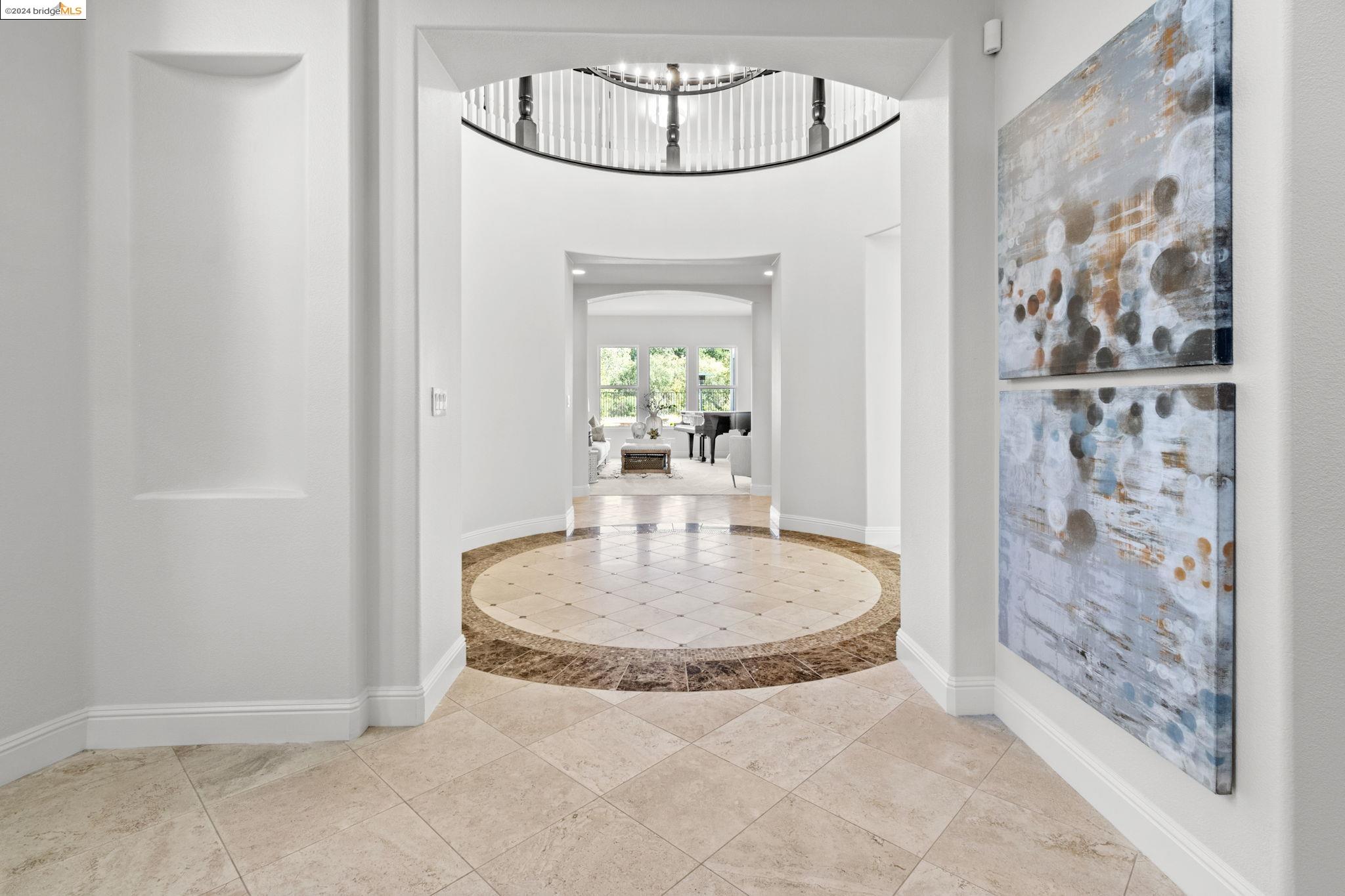 1062 Laguna Creek Ln