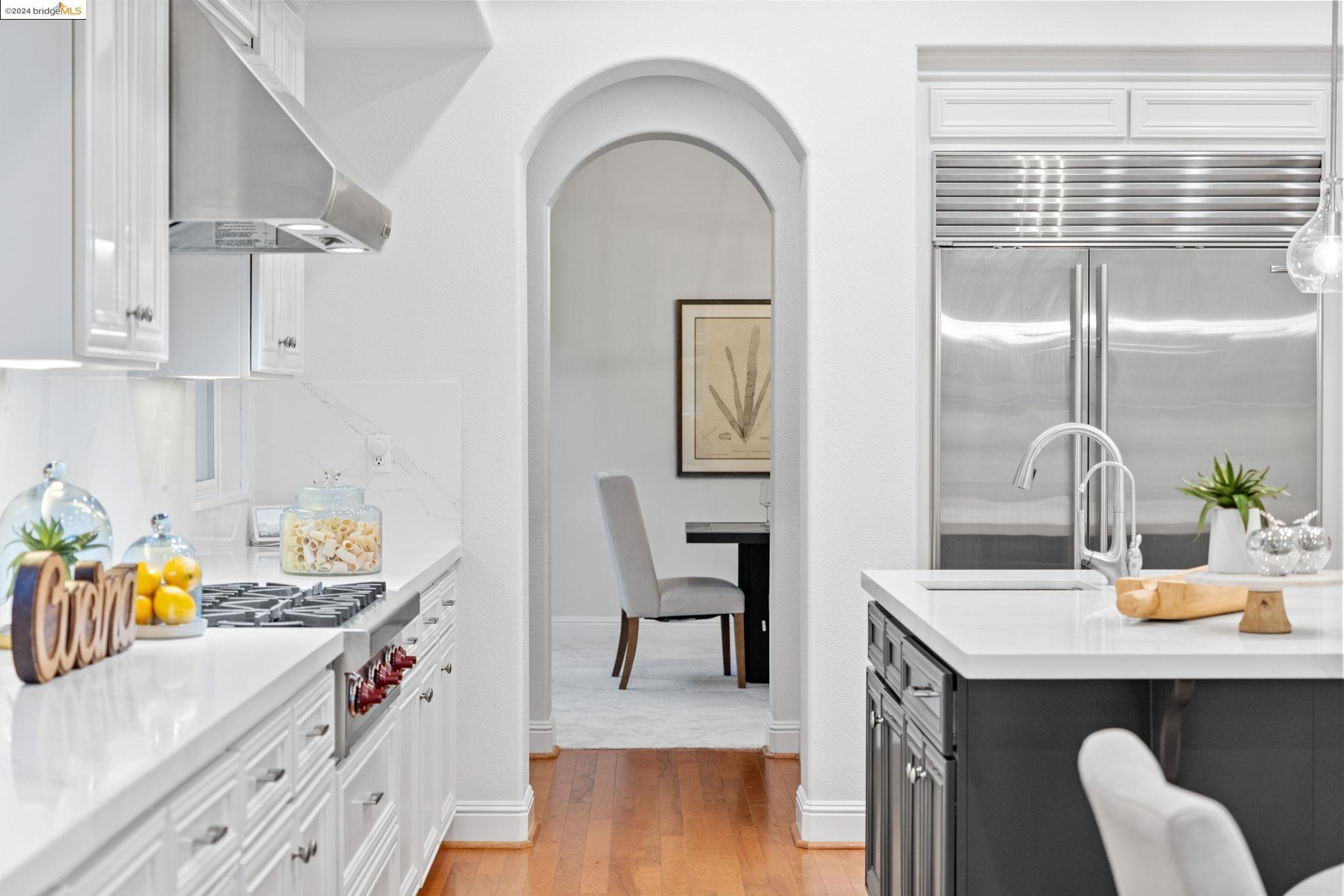 1062 Laguna Creek Ln