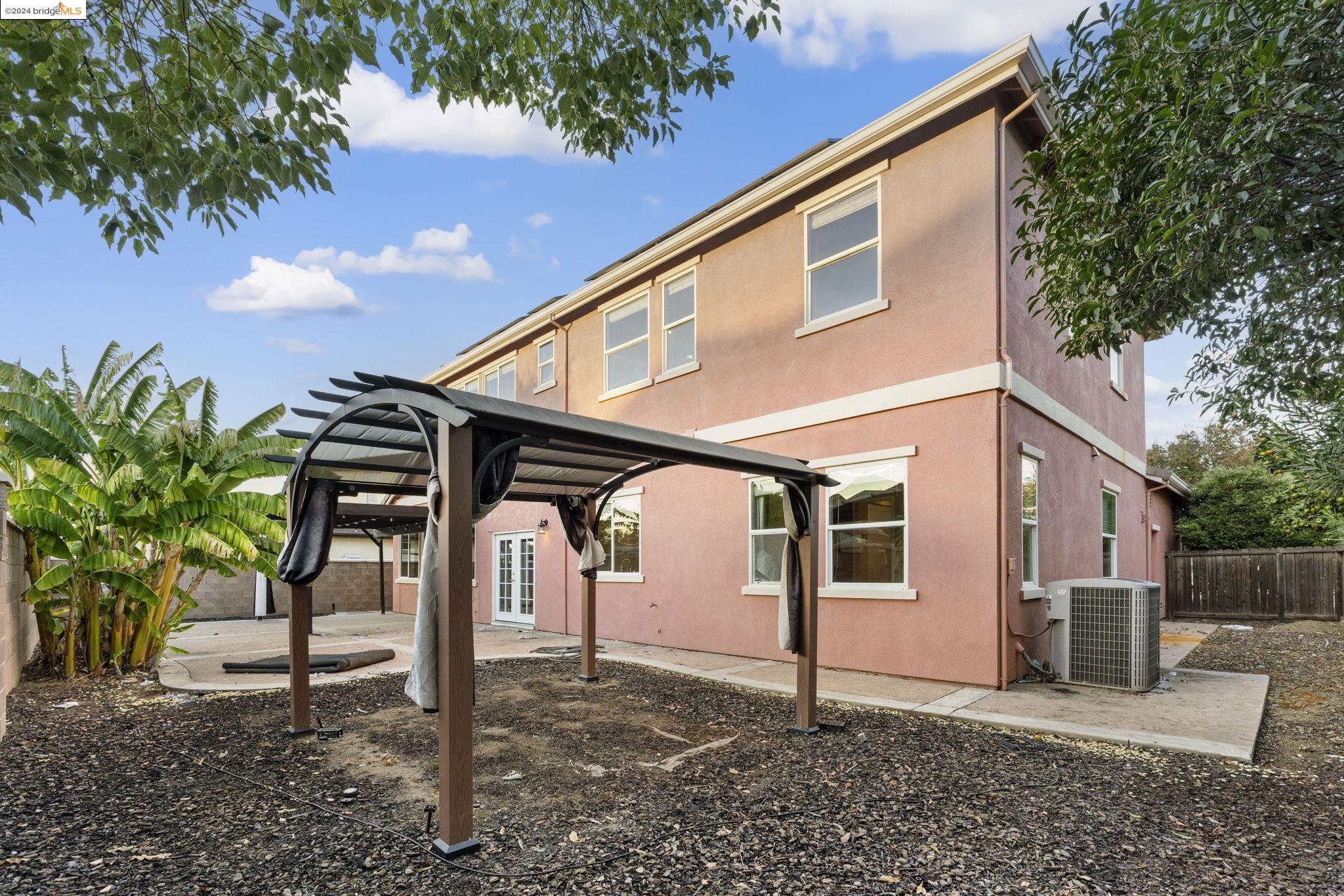 12 Minaret Rd