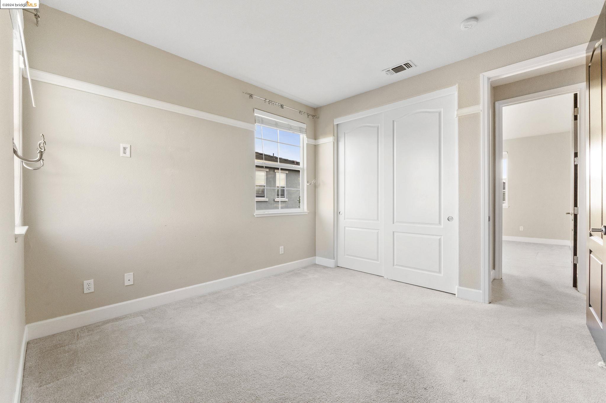 12 Minaret Rd