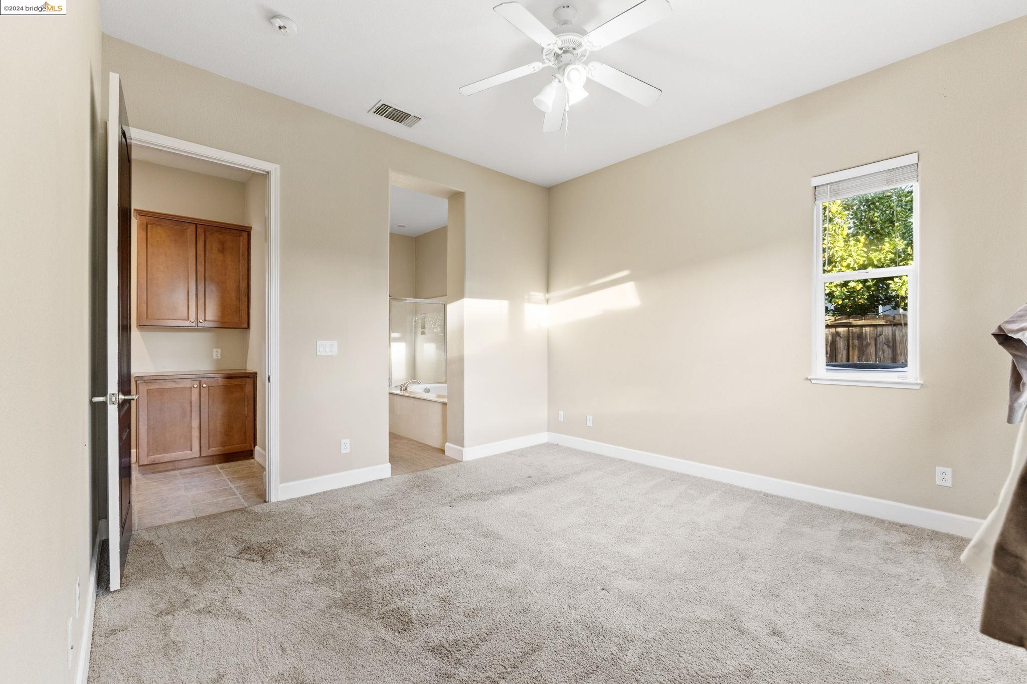 12 Minaret Rd