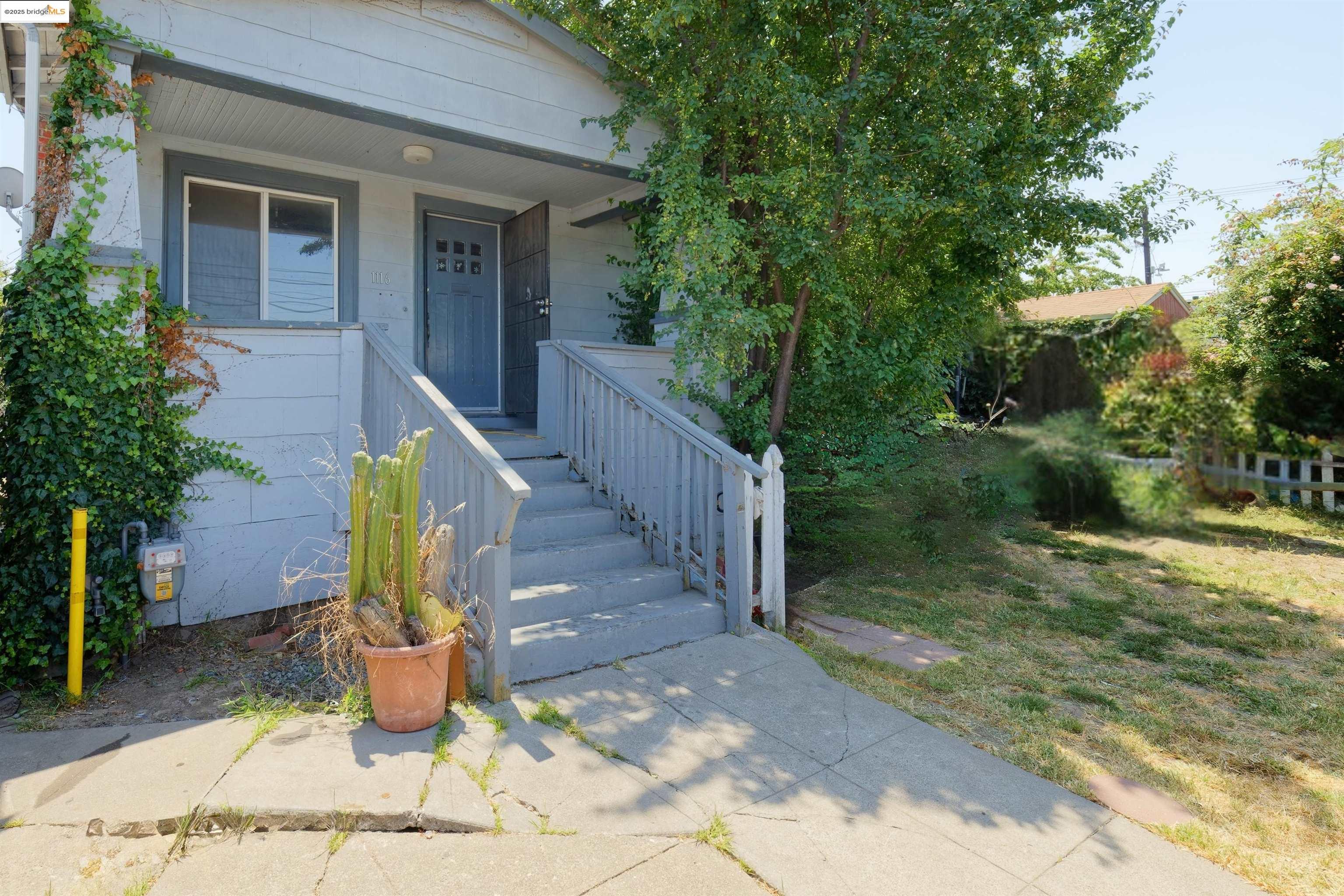 1116 Elmhurst Ave