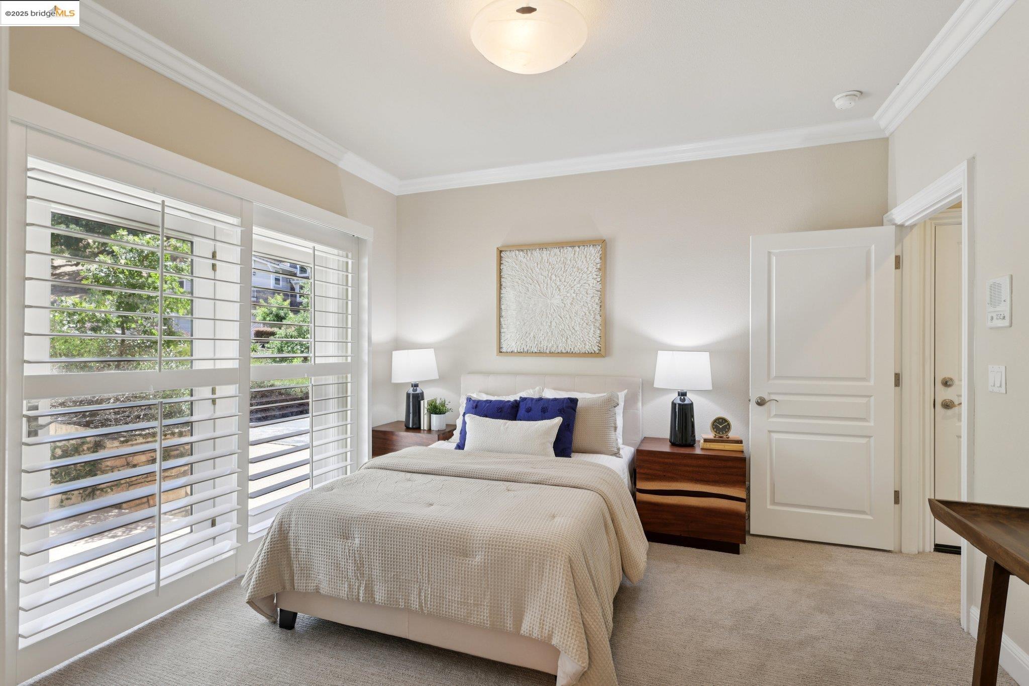 125 Mystic Pl