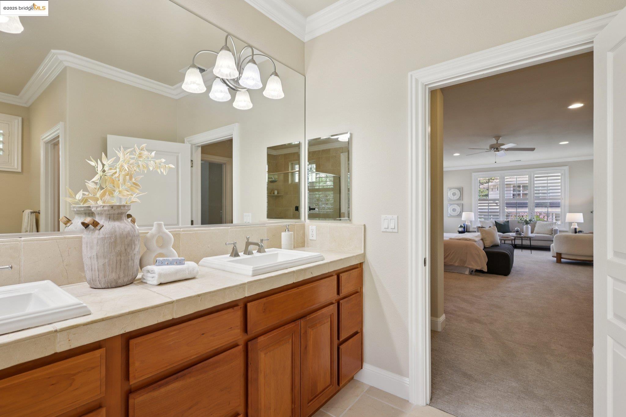 125 Mystic Pl