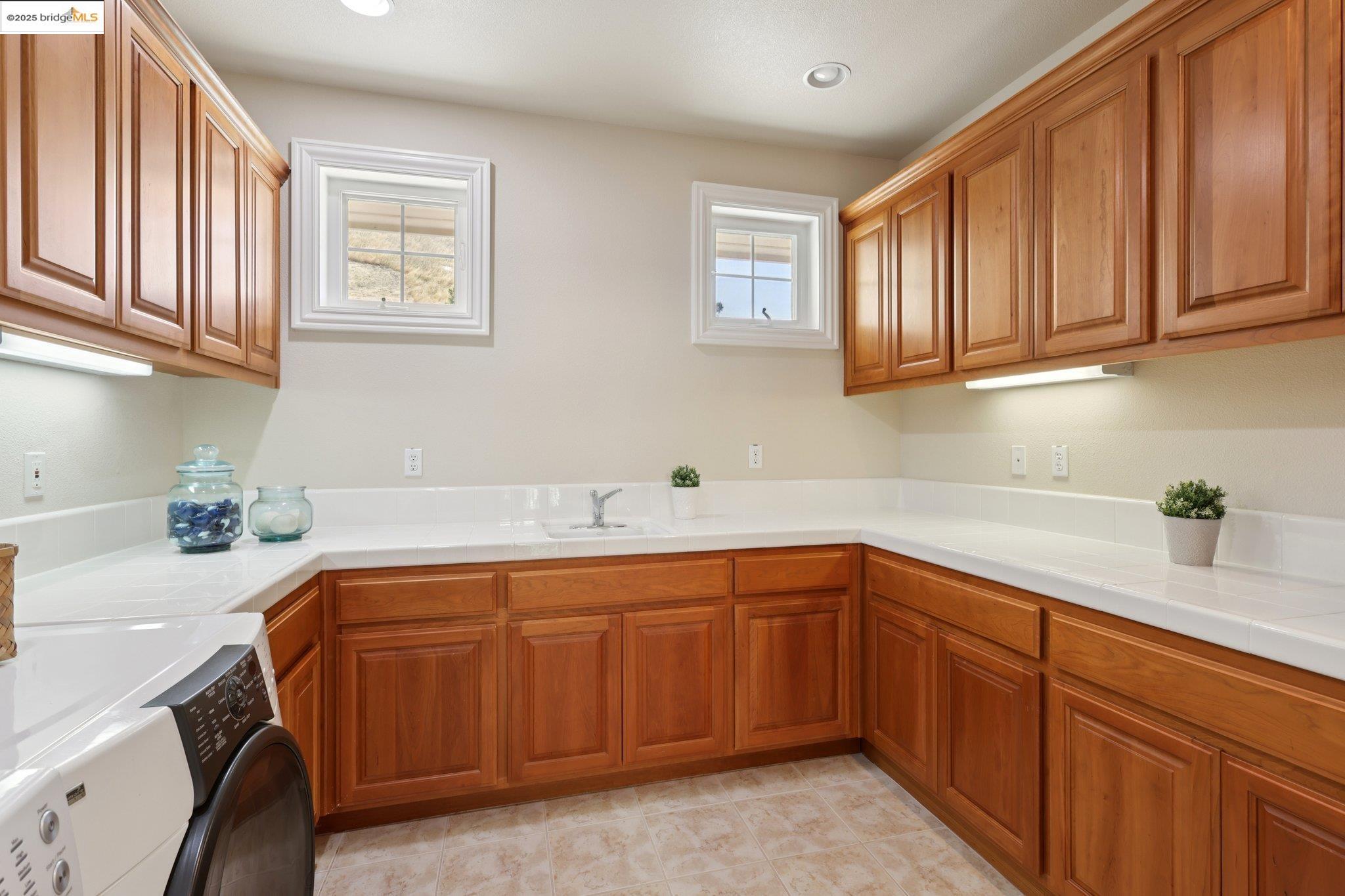 125 Mystic Pl