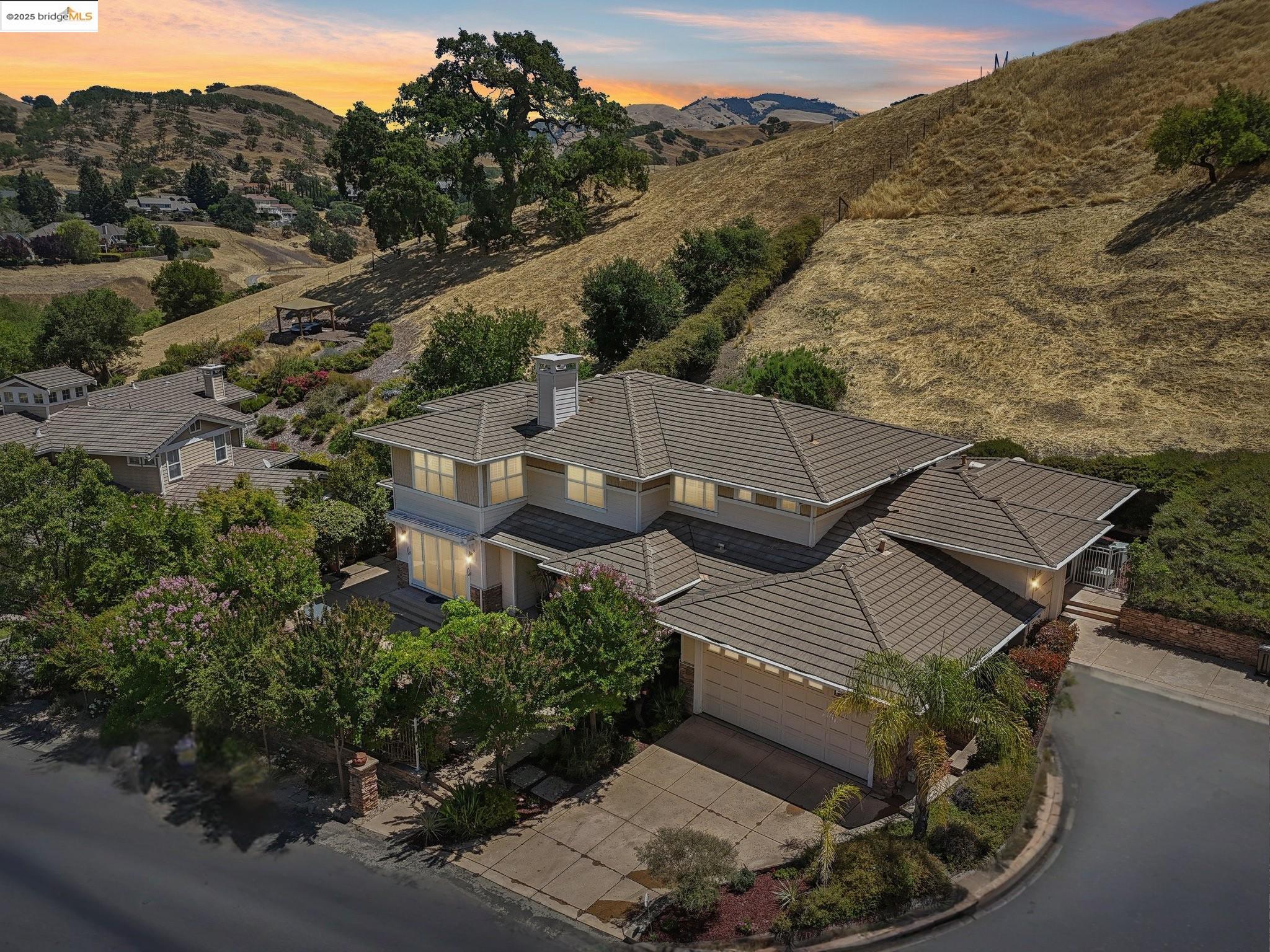 125 Mystic Pl