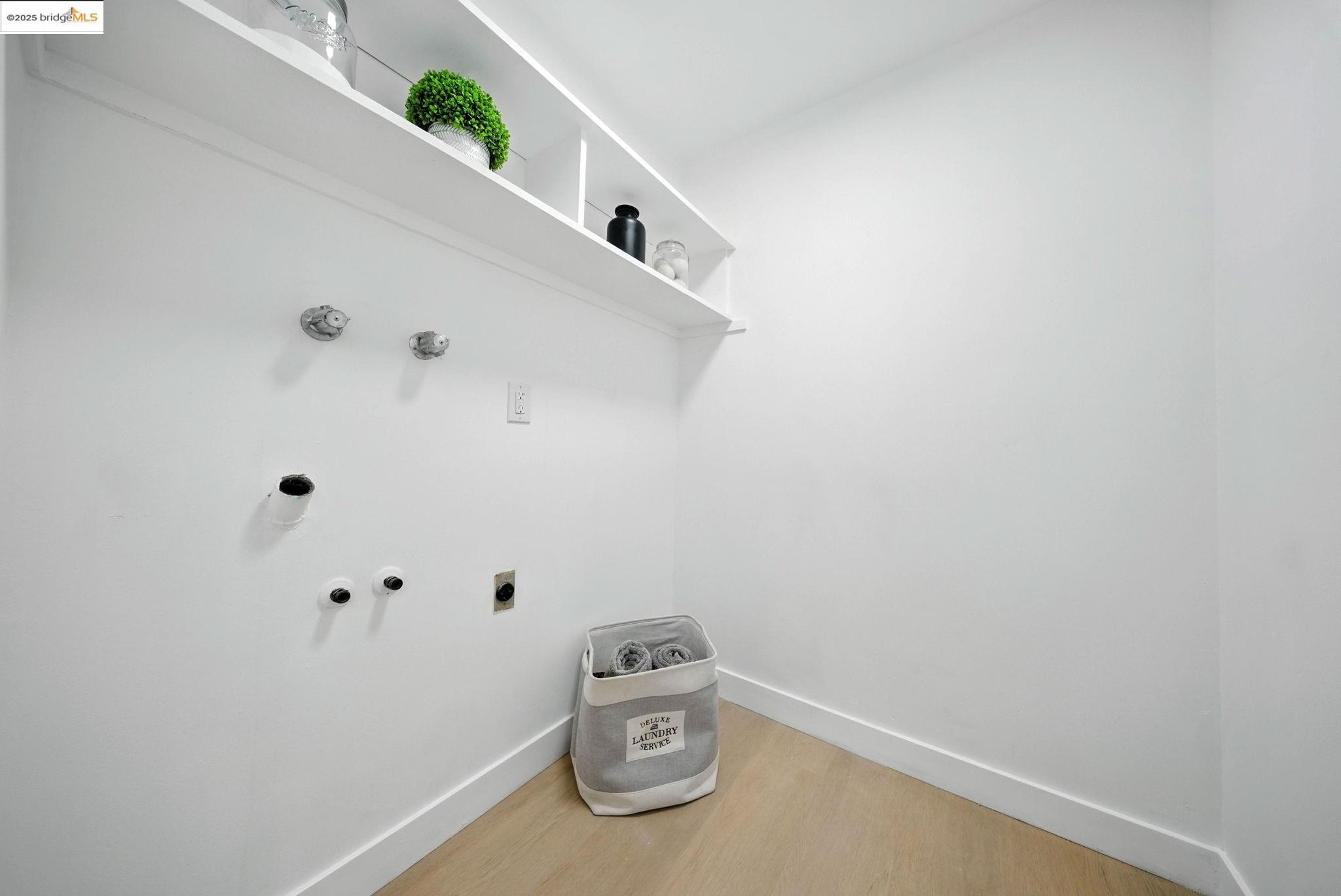 6605 Bret Harte Dr, San Jose